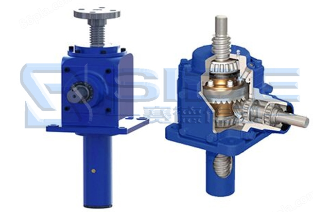 螺旋升降機(jī)加油時(shí)注意事
